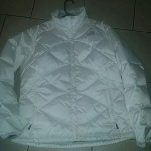 White North Face 550 coat