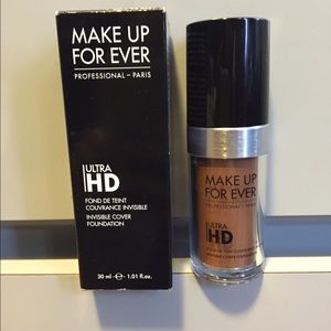 MAKE UP FOREVER Ultra HD Full coverage foundation
