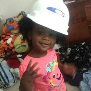 Meet your Posher, Raychelle