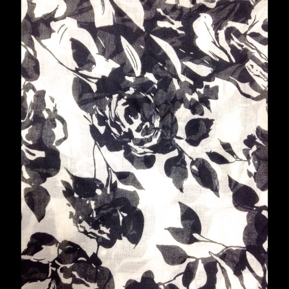 Scarf - Picture 2 of 2