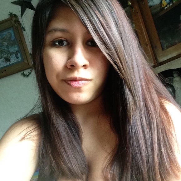 Meet your Posher, Kaylee - Picture 1 of 1