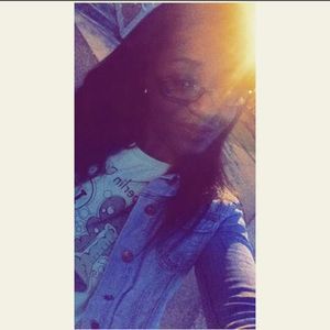 Meet your Posher, Vanessa