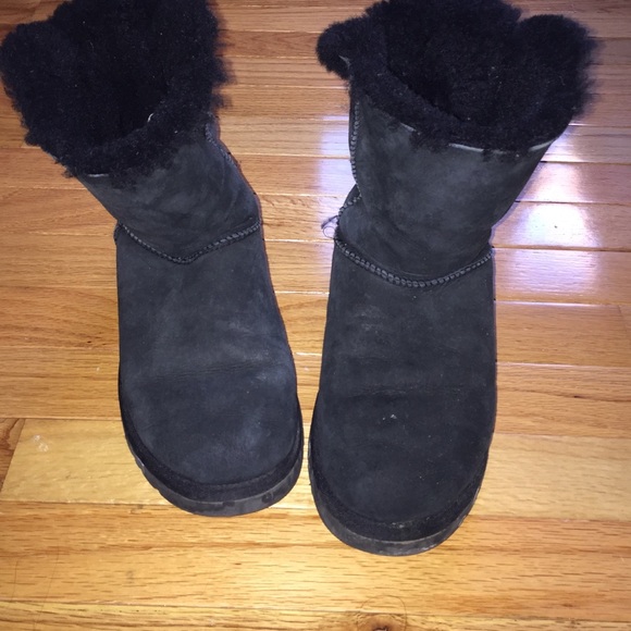 Black bow uggs