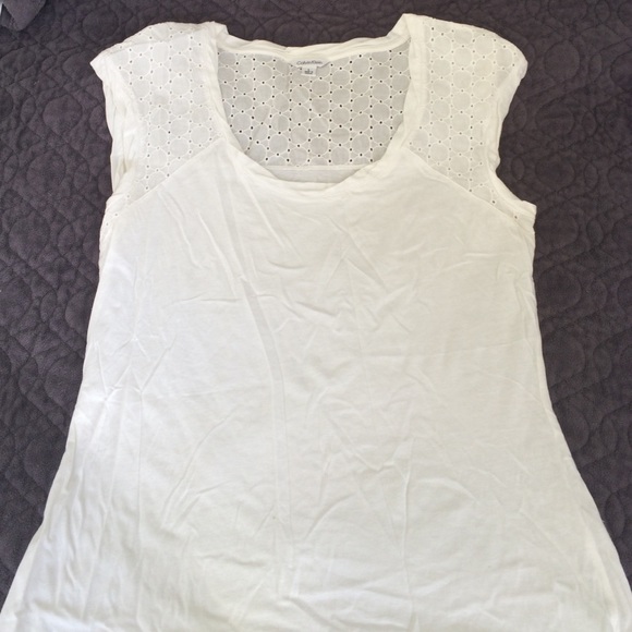 Calvin Klein t shirt