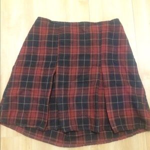 Brandy Melville pleated schoolgirl skirt