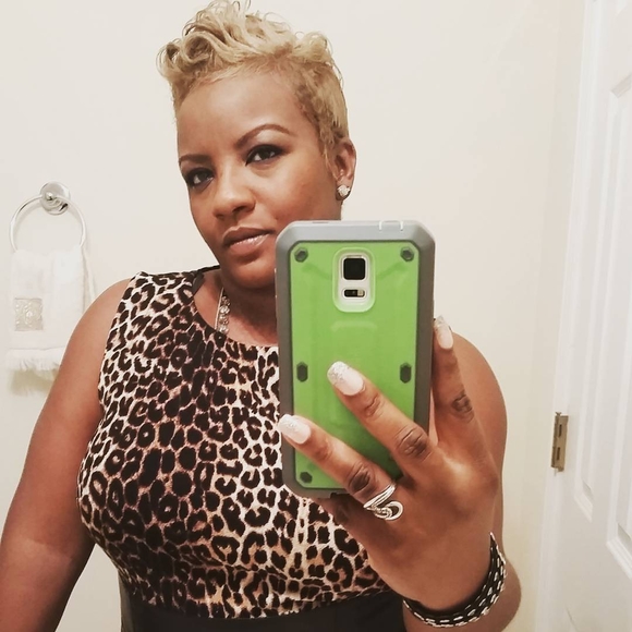 Meet your Posher, Cherrie - Picture 1 of 1