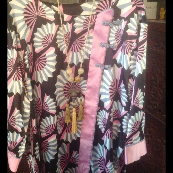 Bob Mackie Wearable Art Asian inspired blouse