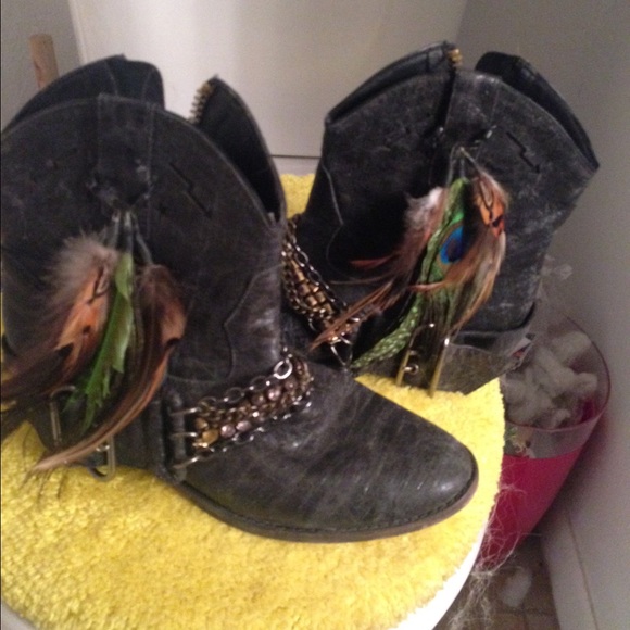 Steve Madden boots