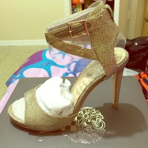 Vince Camuto heels