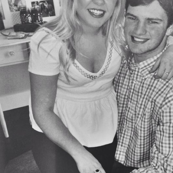 While peplum top - Picture 3 of 4