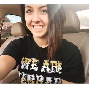 Meet your Posher, Casey