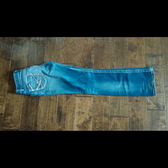 Trade - Picture 2 of 4