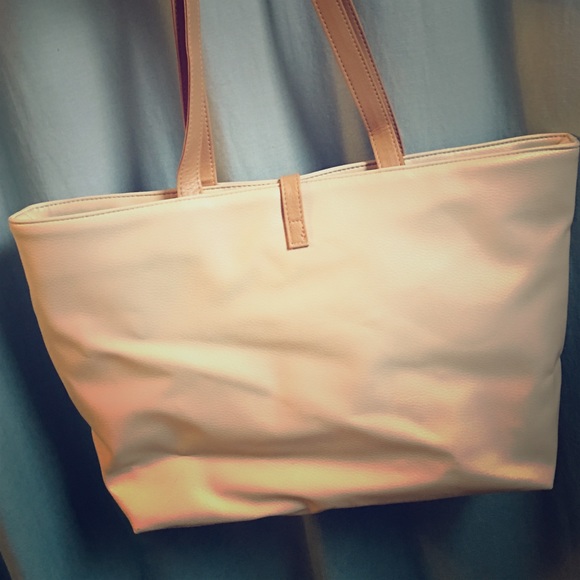 Cream vegetable leather tote bag.