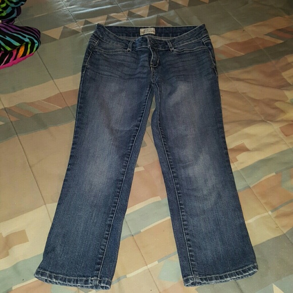 Aeropostale Capri's