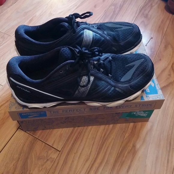 Brooks size 11 Pure Flow 3