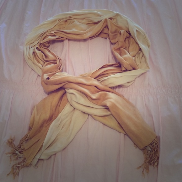 Gold /light yellow scarf