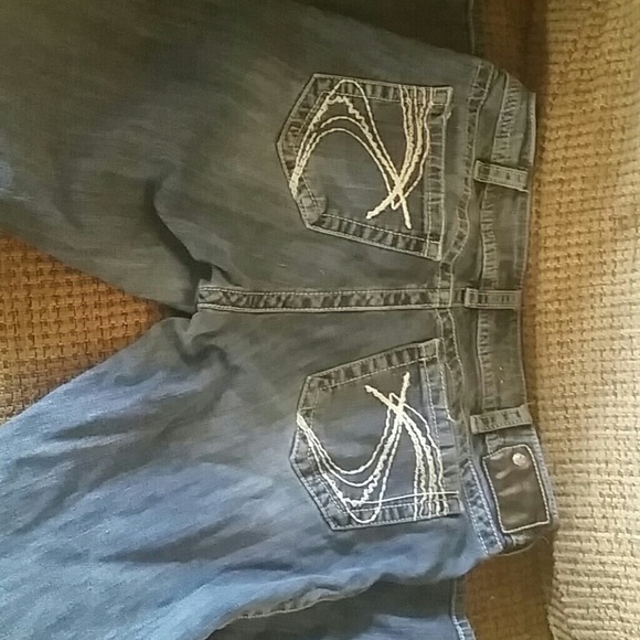 Silvers - Picture 3 of 3