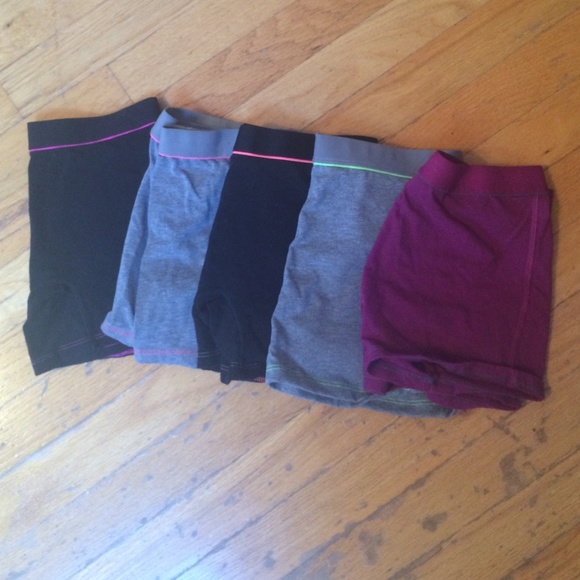 Yoga shorts! 5 pairs!