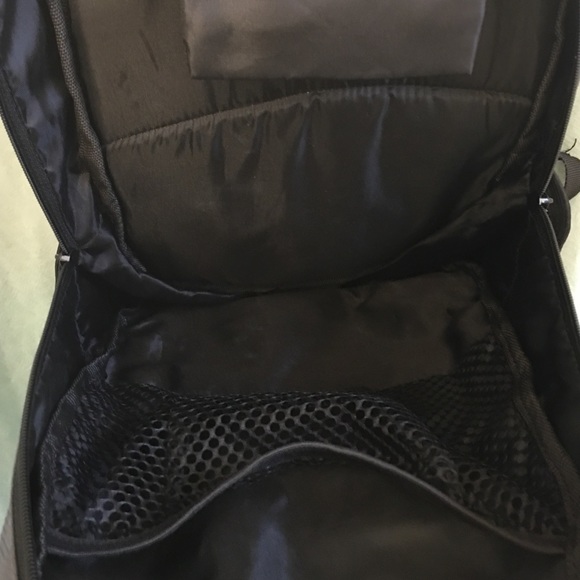 Mini North Face Backpack ⚡️Sold⚡️ - Picture 3 of 4