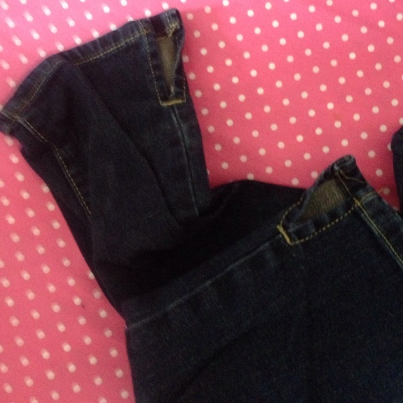 Jeans - Picture 3 of 4