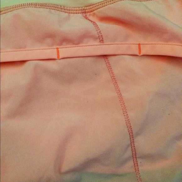 SOLD! Lululemon speed shorts - Picture 3 of 4