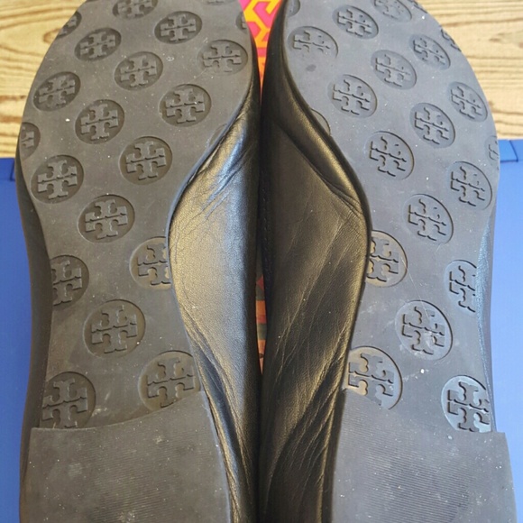 $$$SOLD$$$Tory Burch Classic Reva Flats Black 9.5 - Picture 2 of 4