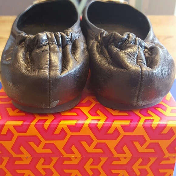 $$$SOLD$$$Tory Burch Classic Reva Flats Black 9.5 - Picture 4 of 4