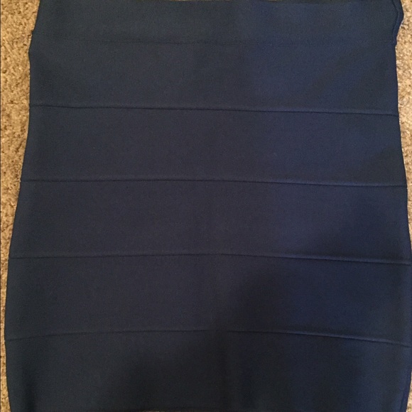 Bcbg bandage  skirt - Picture 2 of 2