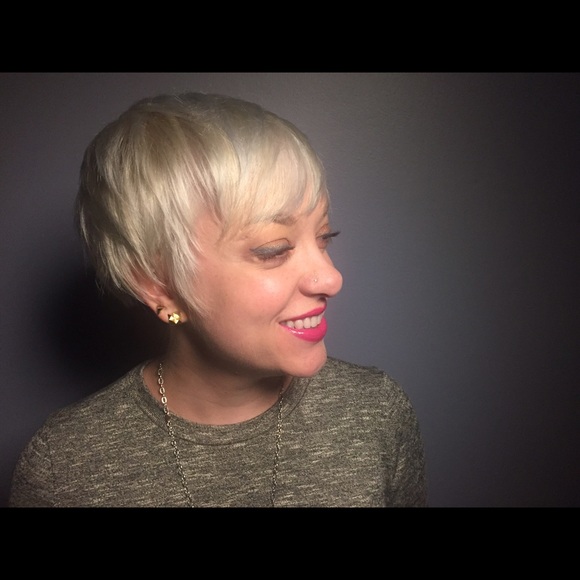 Meet your Posher, Jenifer - Picture 2 of 2