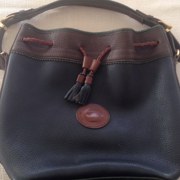 Dooney and Bourke all weather leather handbag