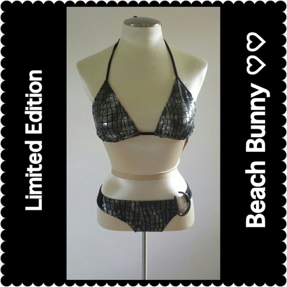 ❤Host Pick❤ Sale!!! -Gunmetal Beach Bunny bikini - Picture 2 of 4