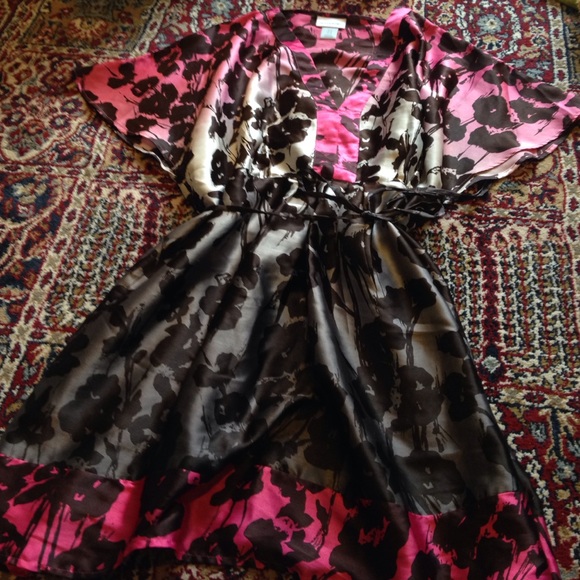 Silky maternity blouse