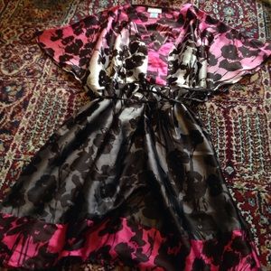 Silky maternity blouse