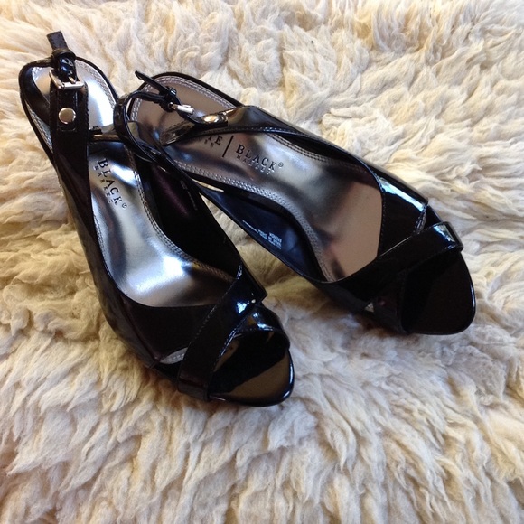 Peep Toe Shoes