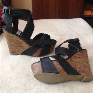 Wedges (Black)