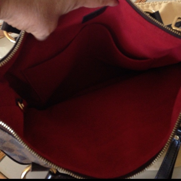 Louis Vuitton Evora MM - Picture 2 of 4