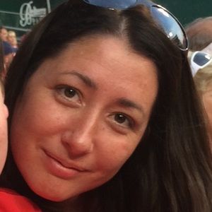 Meet your Posher, Leslie