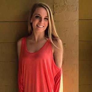 Meet your Posher, Marissa