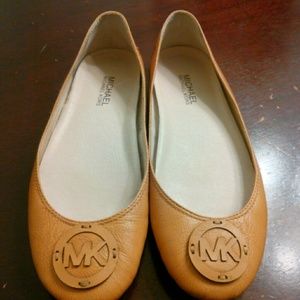 Mk tan flats