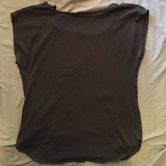 Sold Locally * Comfortable dark green blouse - Picture 3 of 4