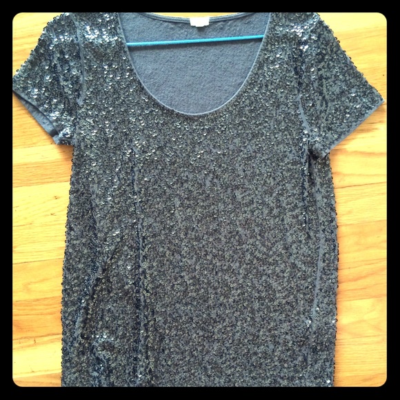 Dark Gray Glittery Shitt