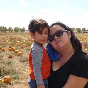 Meet your Posher, Elvia