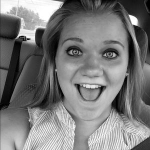 Meet your Posher, Ashlyn