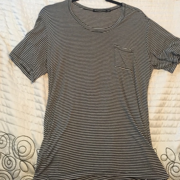 Cute and comfy t shirt from brandy Melville