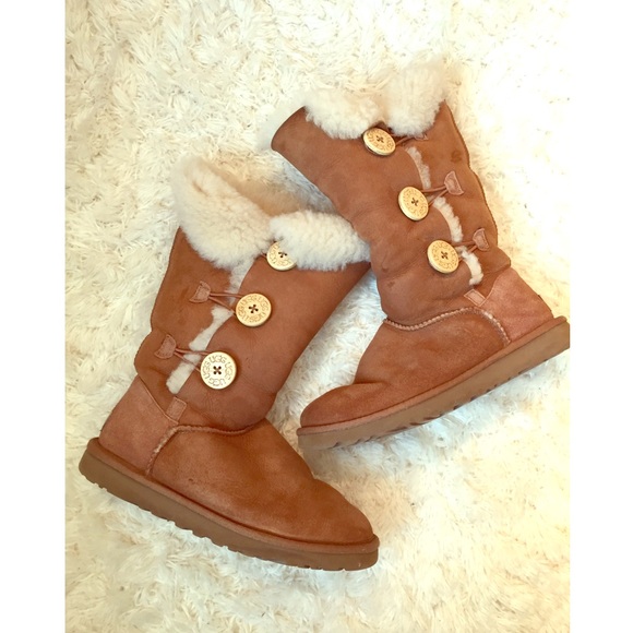 UGG Shoes - Flash Sale! Bailey Button Ugg Boots