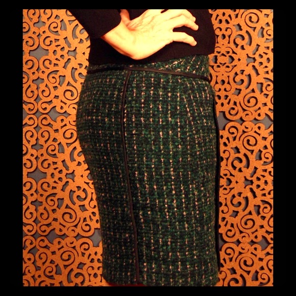 Lined Ann Taylor Loft Size 4 skirt