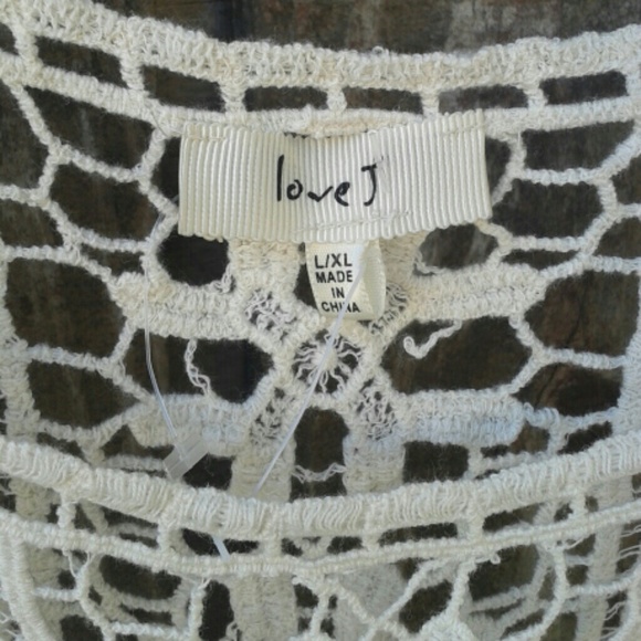 Floral Translucent Top - Picture 3 of 3