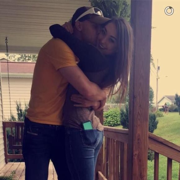 Meet your Posher, Kenzi