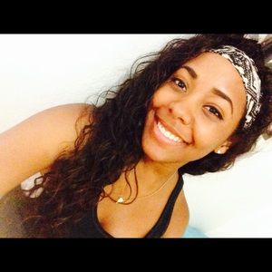 Meet your Posher, Brijae