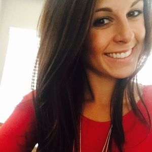 Meet your Posher, Courtney